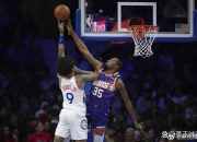 76人绝杀时刻，逆转取胜点燃赛场，狂砍50分迎来胜利！