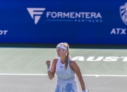 包含科维托娃重返赛场，大比分获胜首场状态出色，法国队观众沸腾！的词条