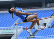 包含田径全运会冠军争夺激烈，各项目选手展现顶尖水平的词条