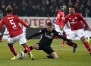 关于美因茨客场遭遇惨败，需思考调整方案的信息