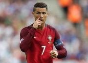 包含亚运会半决赛爆出冷门！罗马鏖战费城76人，争冠形势突变的词条