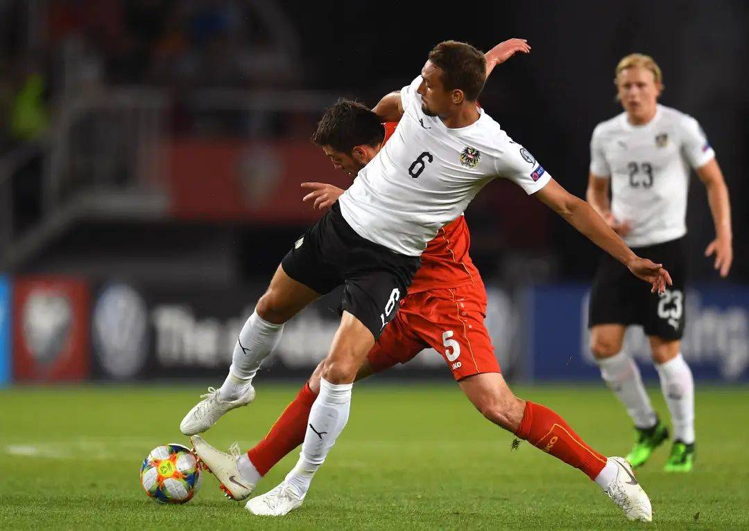 奥地利足球队在最新比赛中获得胜利