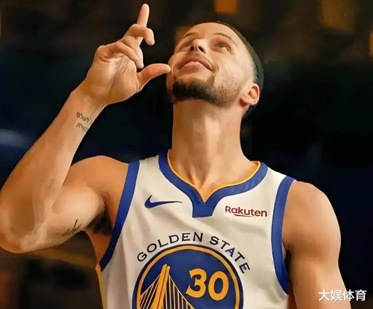 湖人，关键时刻神级表现，库里！